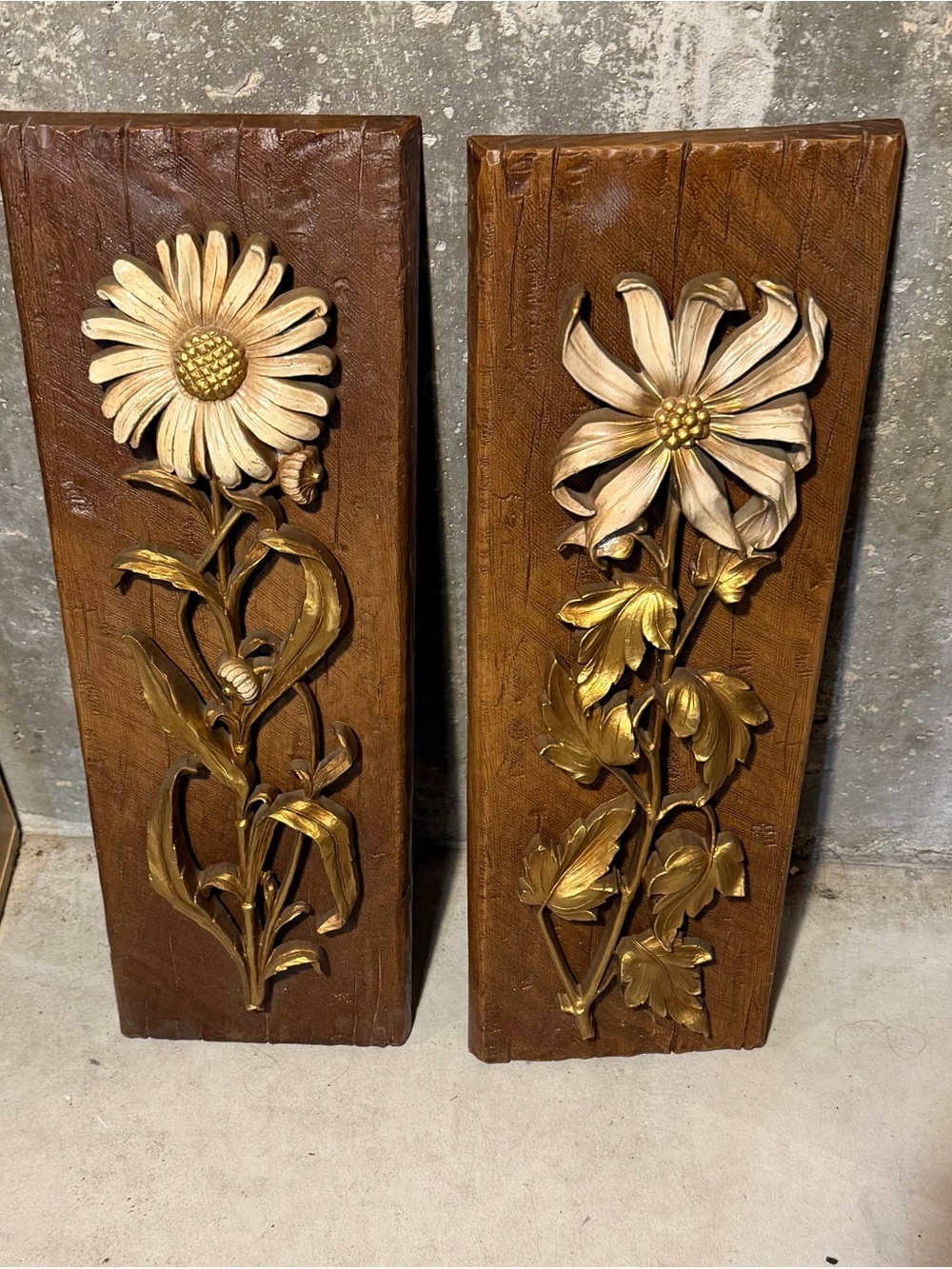 Vintage Syroco Floral Wall Plaques